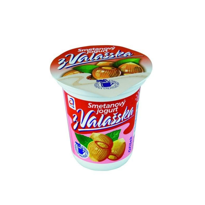 Jogurt smetanový oříšek z Valašska 8%150g