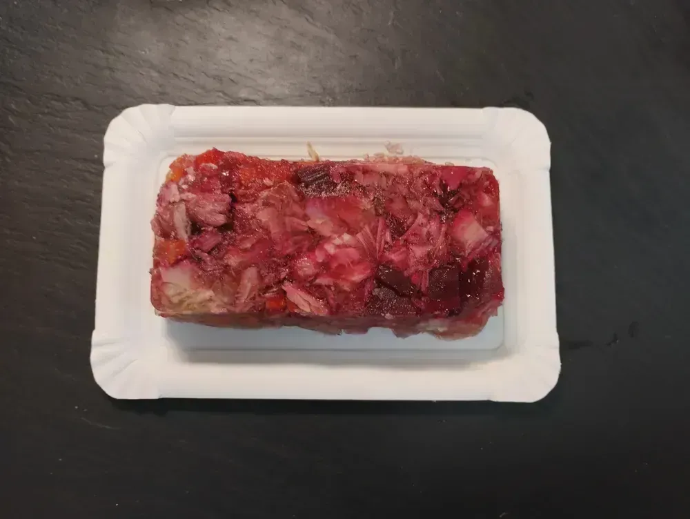 Masový dort zvířecí cca 350g