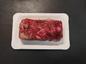 Masový dort zvířecí cca 350g